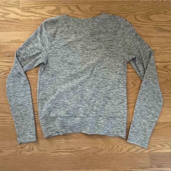 Old Navy Breathe On Long Sleeve Knot Top Heather Grey - Picture 2 of 4